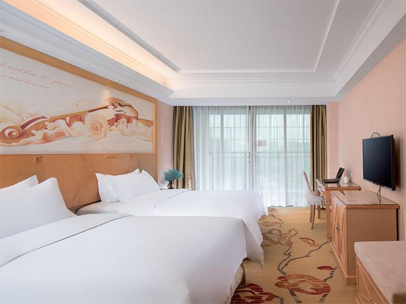 Vienna Classic Hotel Qingyuan Taihe Ancient Cave Scenic Area Exterior foto
