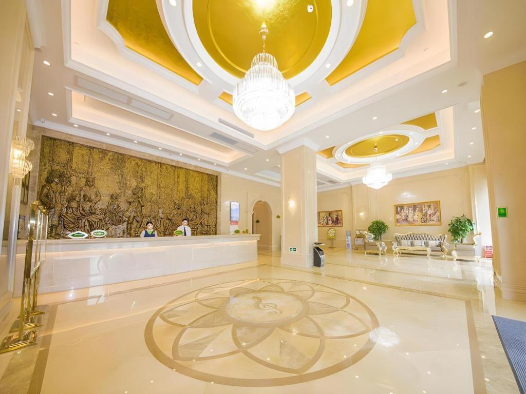 Vienna Classic Hotel Qingyuan Taihe Ancient Cave Scenic Area Exterior foto